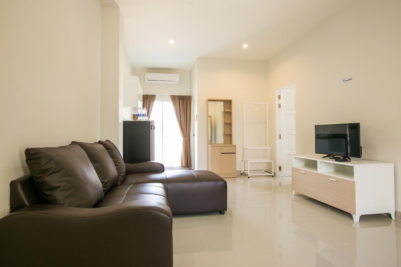 J-House Phetchaburi Aparthotel Kültér fotó