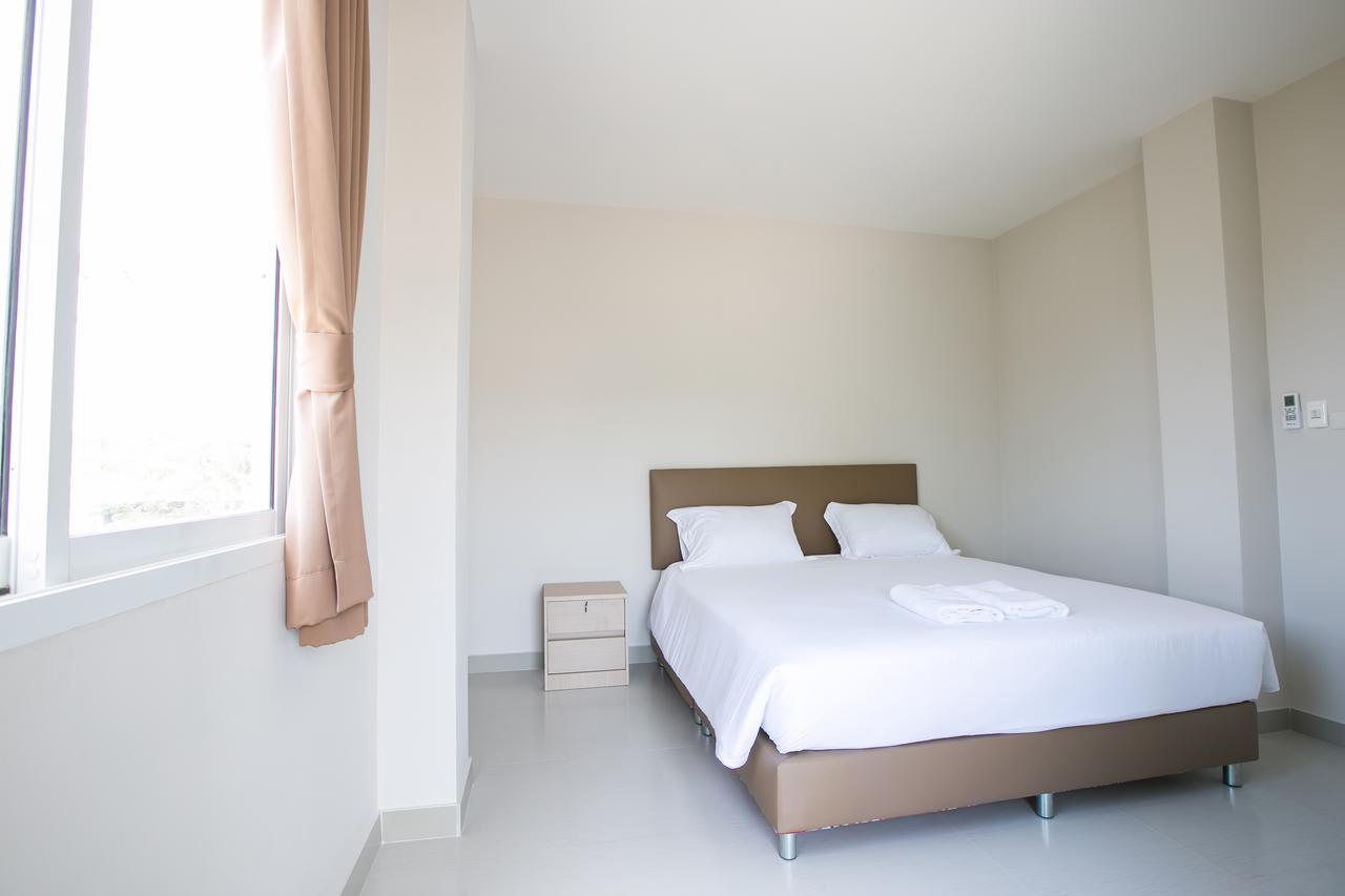 J-House Phetchaburi Aparthotel Kültér fotó